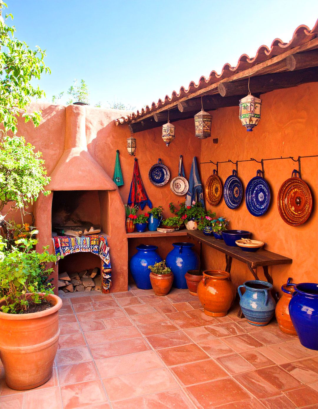 Adobe Courtyard Mexican Outdoor Kitchen - 20 Mexican Outdoor Kitchen Ideas