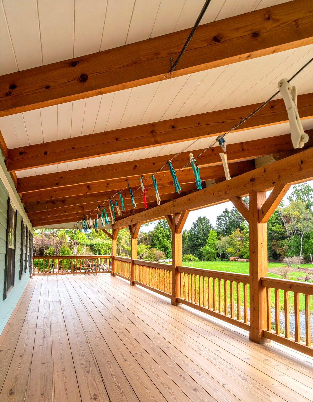 Basement Style Ceiling Outdoor Clothesline - 20 Outdoor Clothesline Ideas