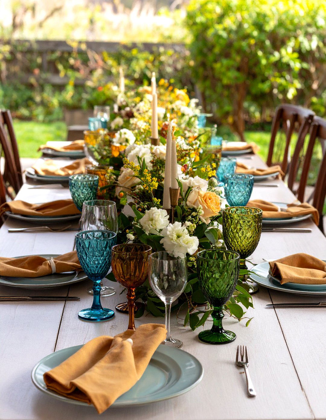 Boho Wedding Vintage Glassware Table Settings - 20 boho wedding ideas