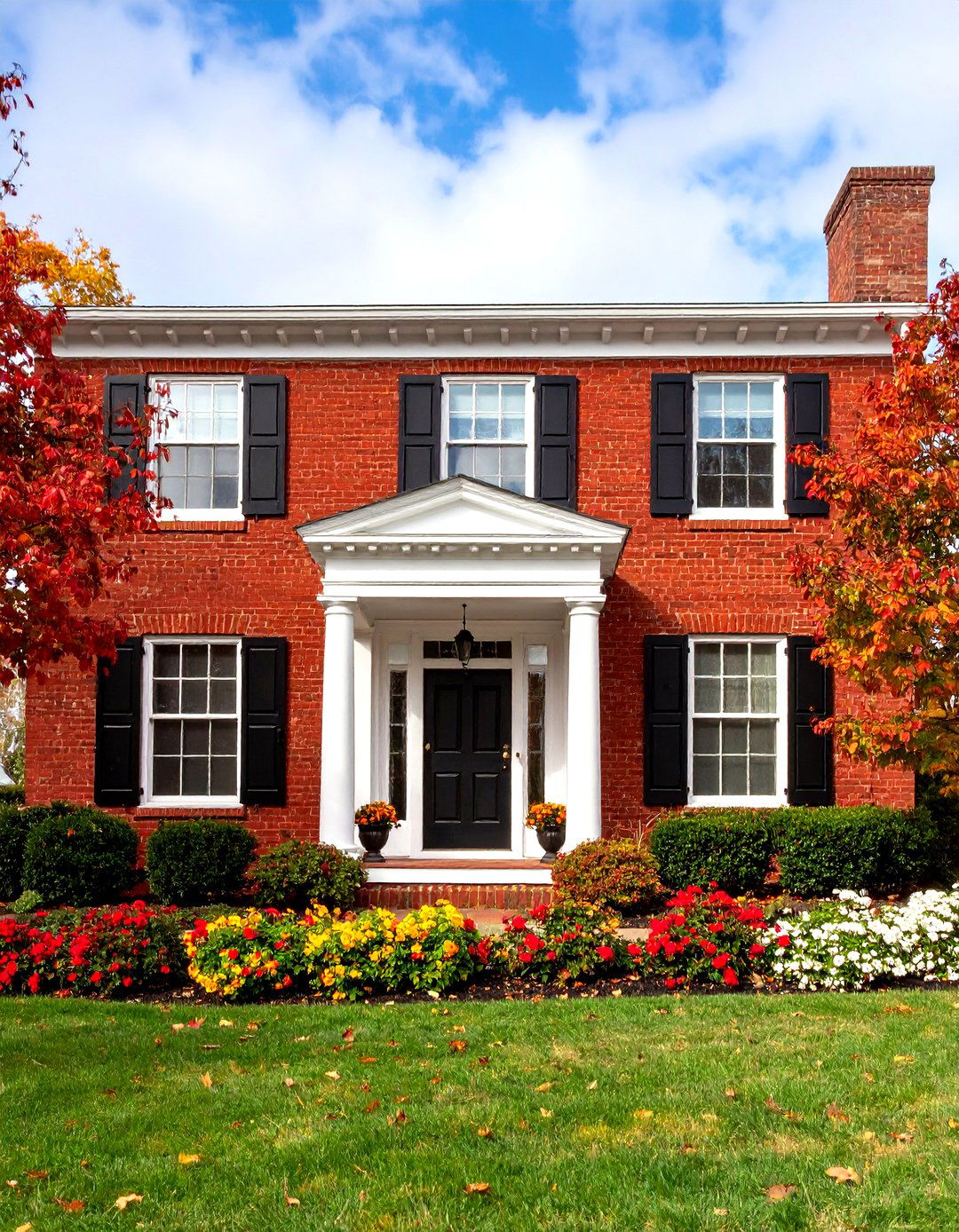 Brick Colonial Red Exterior Facade - 20 red home exterior ideas