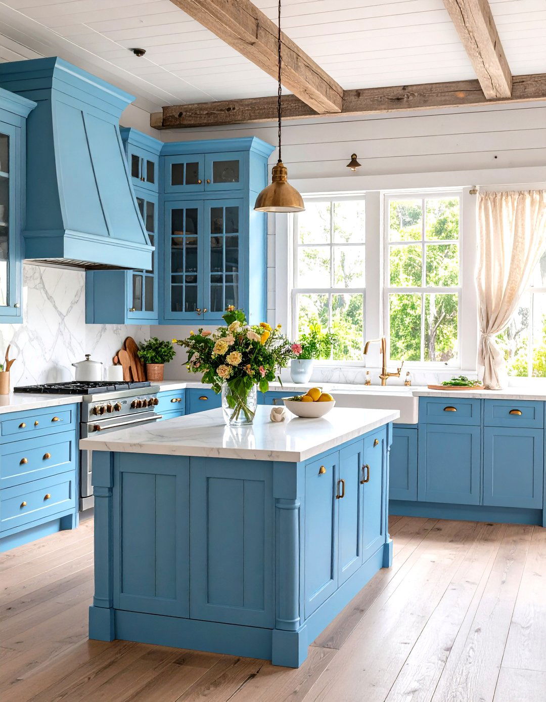 Coastal Cottage Kitchenette - 20 Kitchenette Ideas