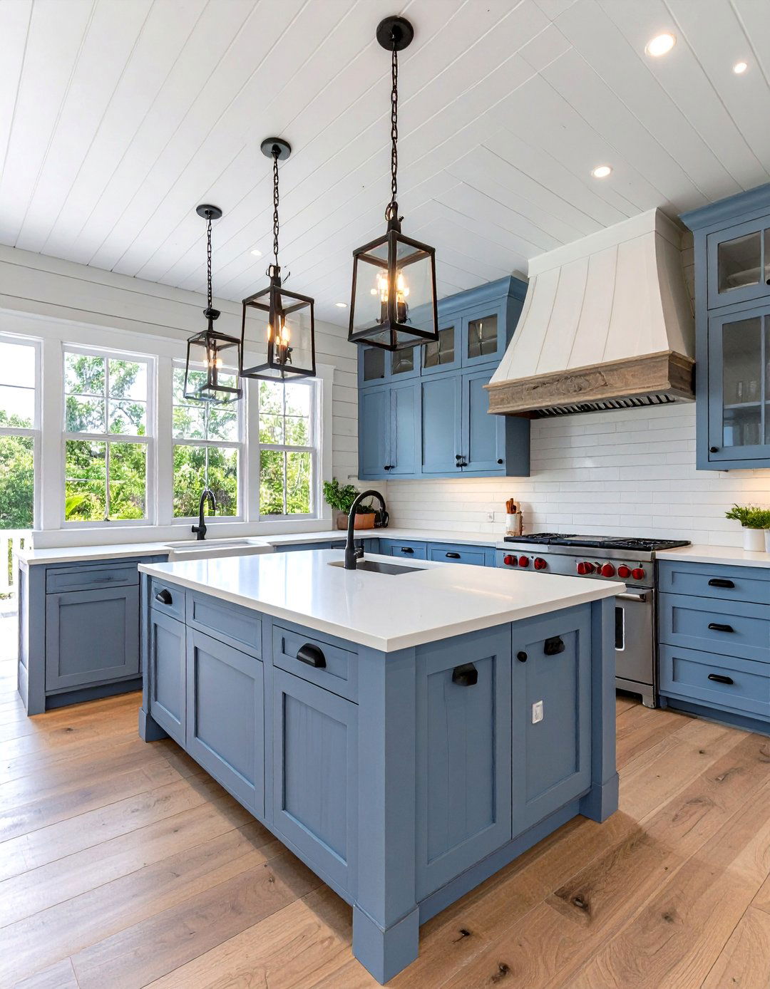 Coastal Cottage Lanai Kitchen - 20 Lanai Kitchen Ideas