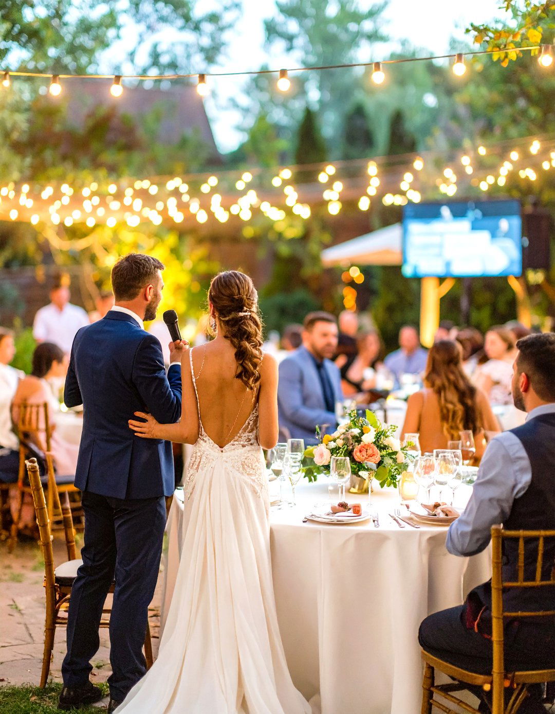 Custom Wedding Entertainment Trivia Experiences - 20 Wedding Entertainment Ideas