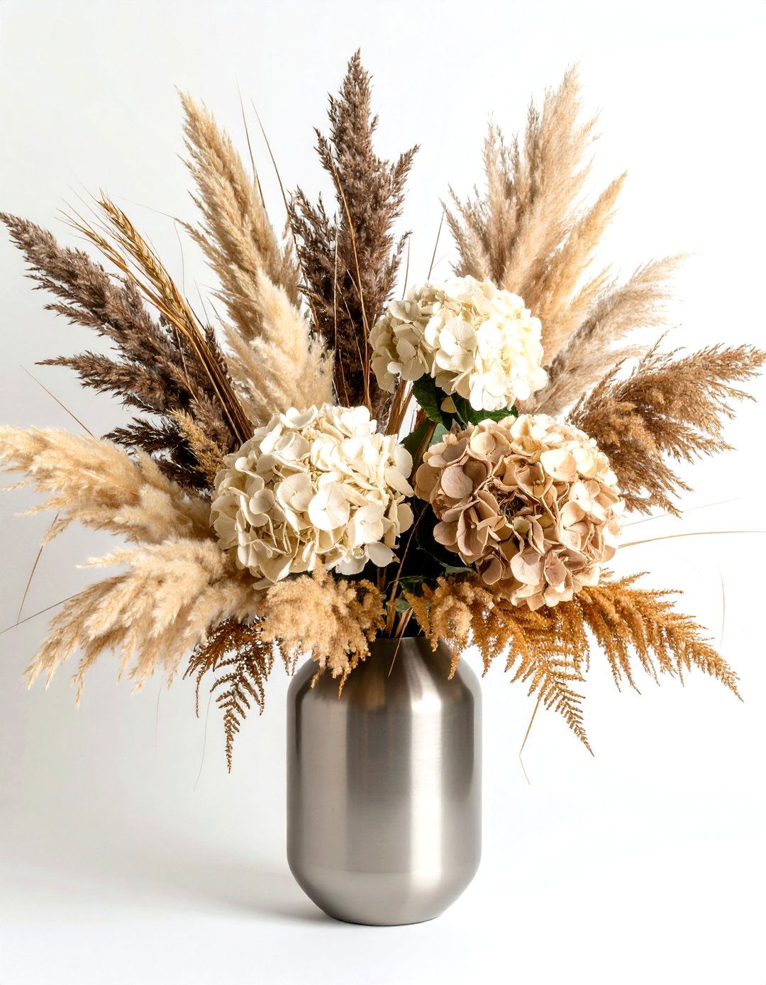 Dried Flower and Grass Fall Decor Displays - 20 Fall Decor Ideas