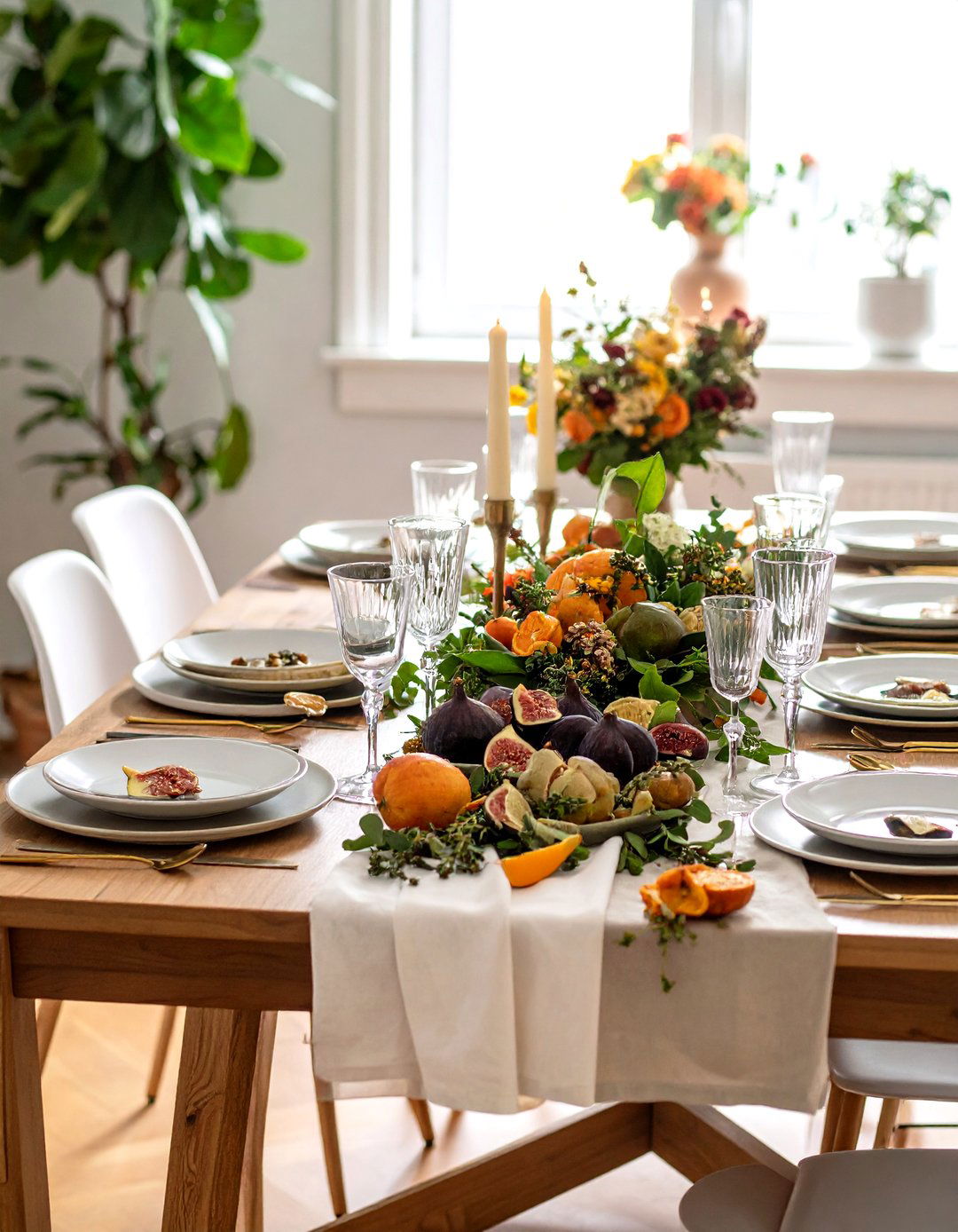 Edible Centerpieces That Serveand Decoratethe Dining Table - 20 Dining Table Decor Ideas