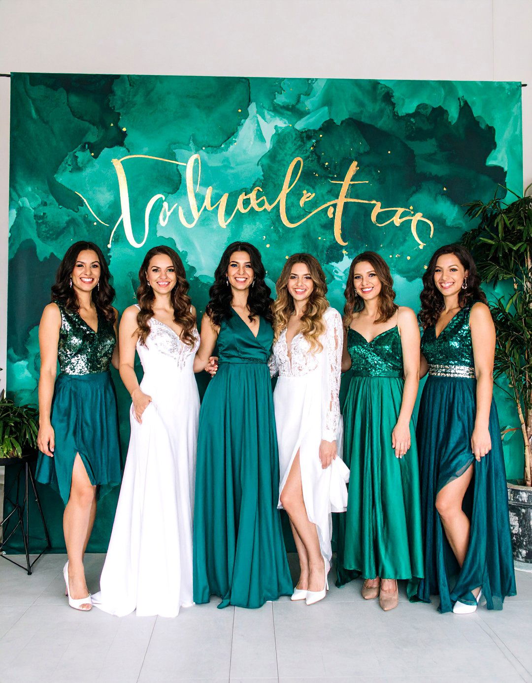 Emerald Green Photo Booth Backdrop for Fun Keepsakes - 20 Emerald Green Wedding Ideas
