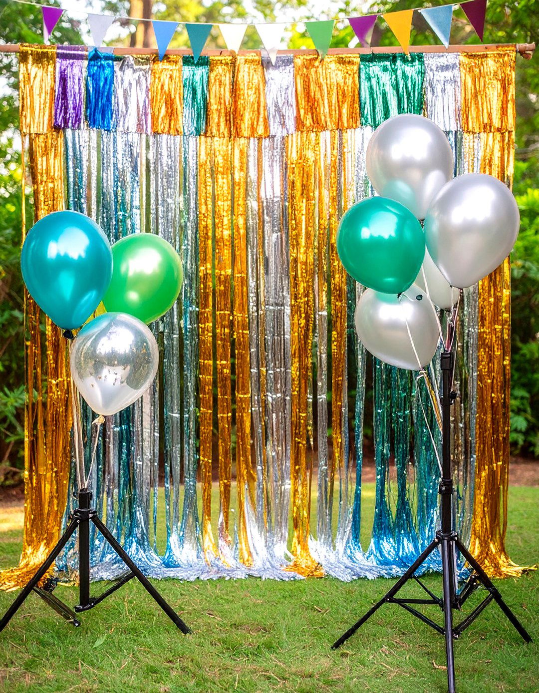 Graduation Party Photo Booth and Selfies - 20 Graduation Party Ideas