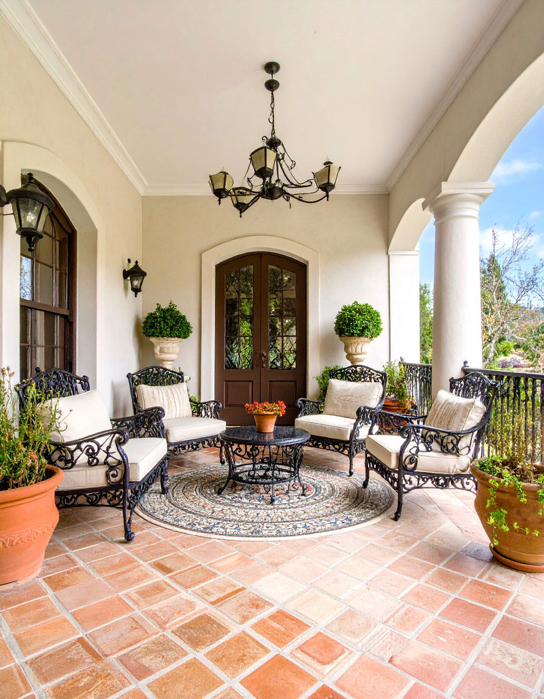 Mediterranean Villa Lanai Porch - 20 Lanai Porch Ideas
