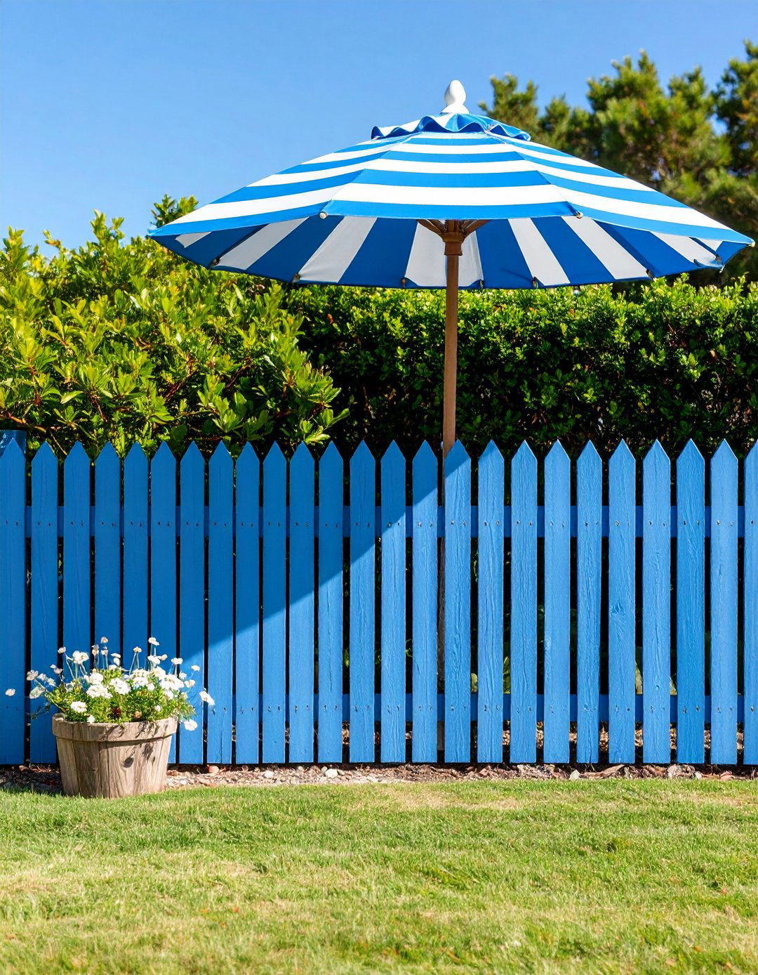 Metallic Copper Highlights - 20 Fence Painting Ideas