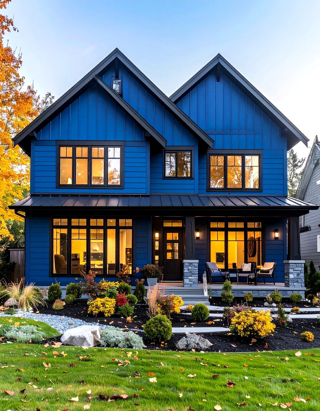 Midnight Blue Lap Siding with Black Trim Contemporary Edge - 20 Midnight Blue & Dark Blue House Siding Colors
