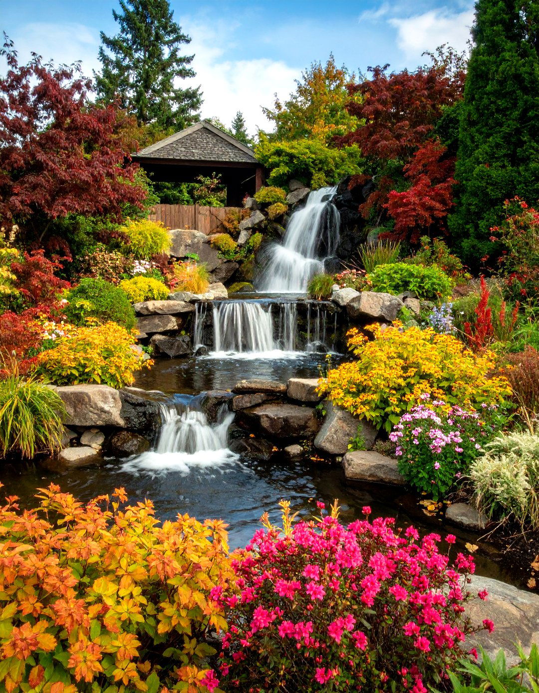 Pondless Waterfall Rock Feature - 20 Small Pond Ideas With Waterfalls