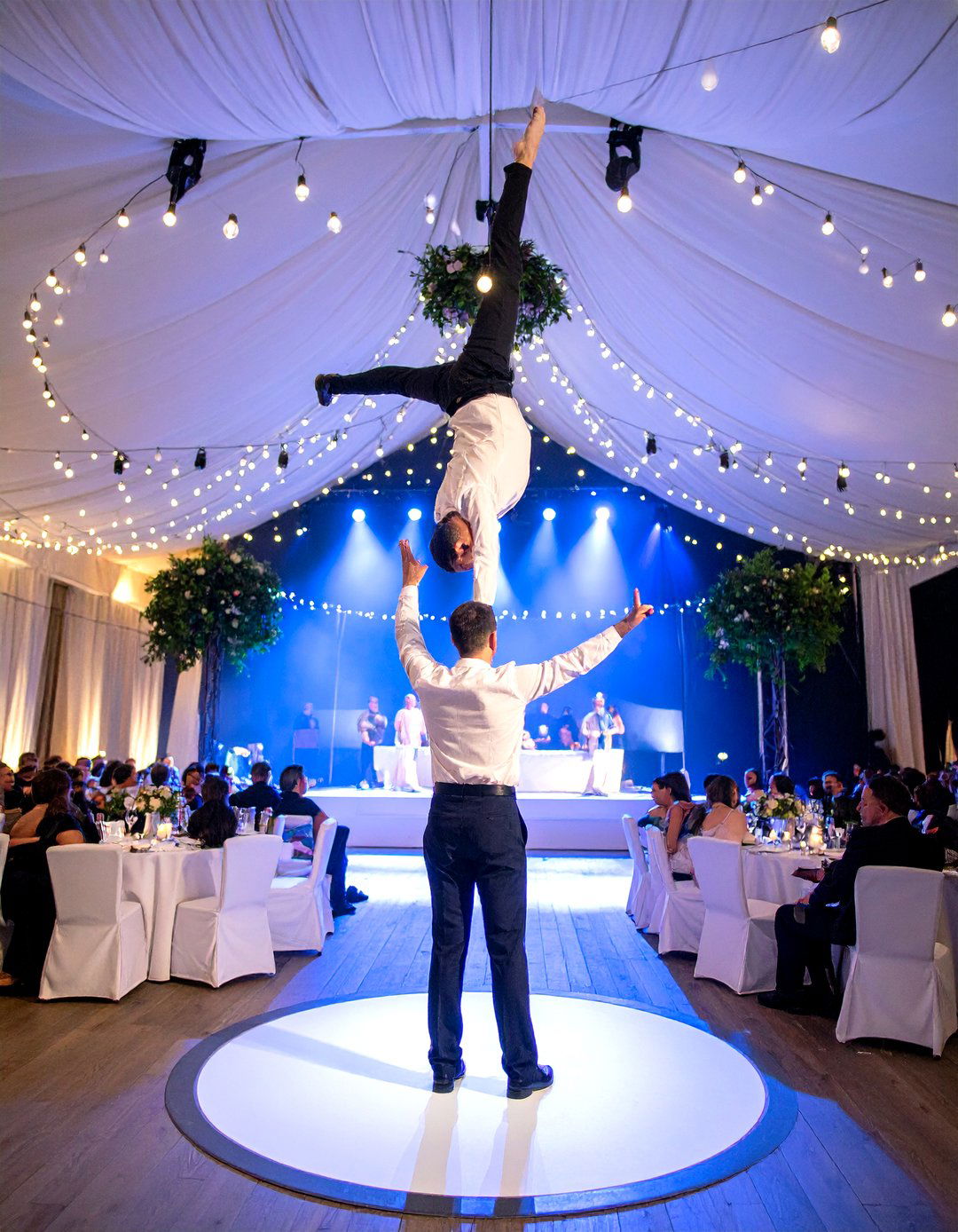 Professional Wedding Entertainment Performers - 20 Wedding Entertainment Ideas