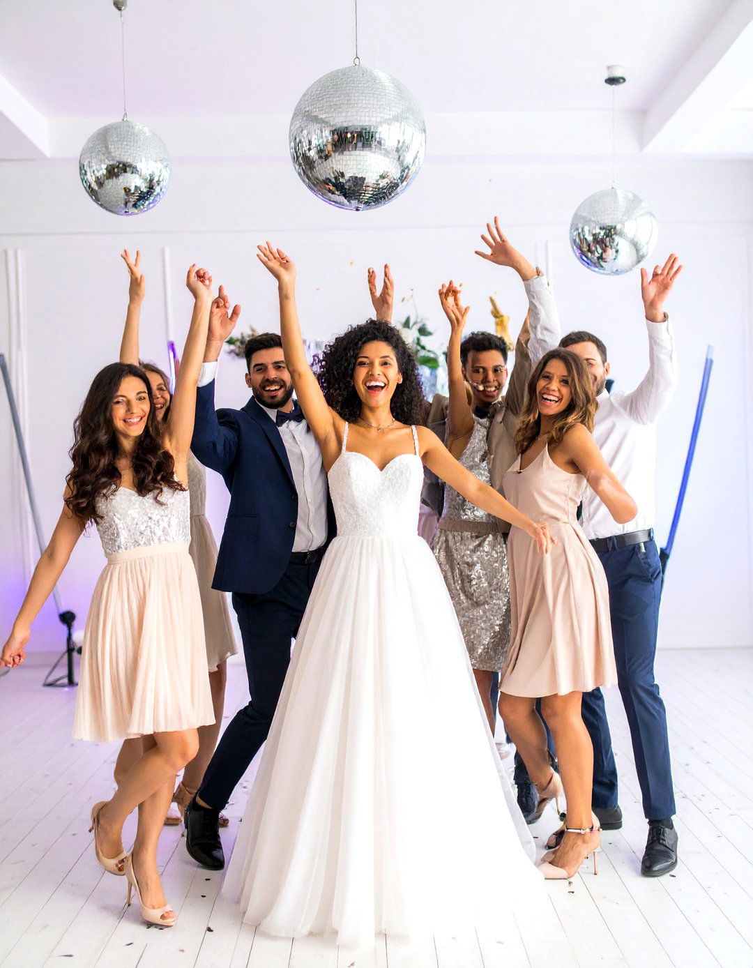 Retro Dance Party Wedding Entrance with Choreographed Flash Mob - 20 Wedding Entrance Ideas
