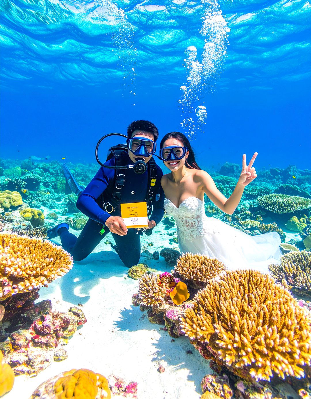 Underwater Wedding Proposal Diving Adventure - 20 Wedding Proposal Ideas