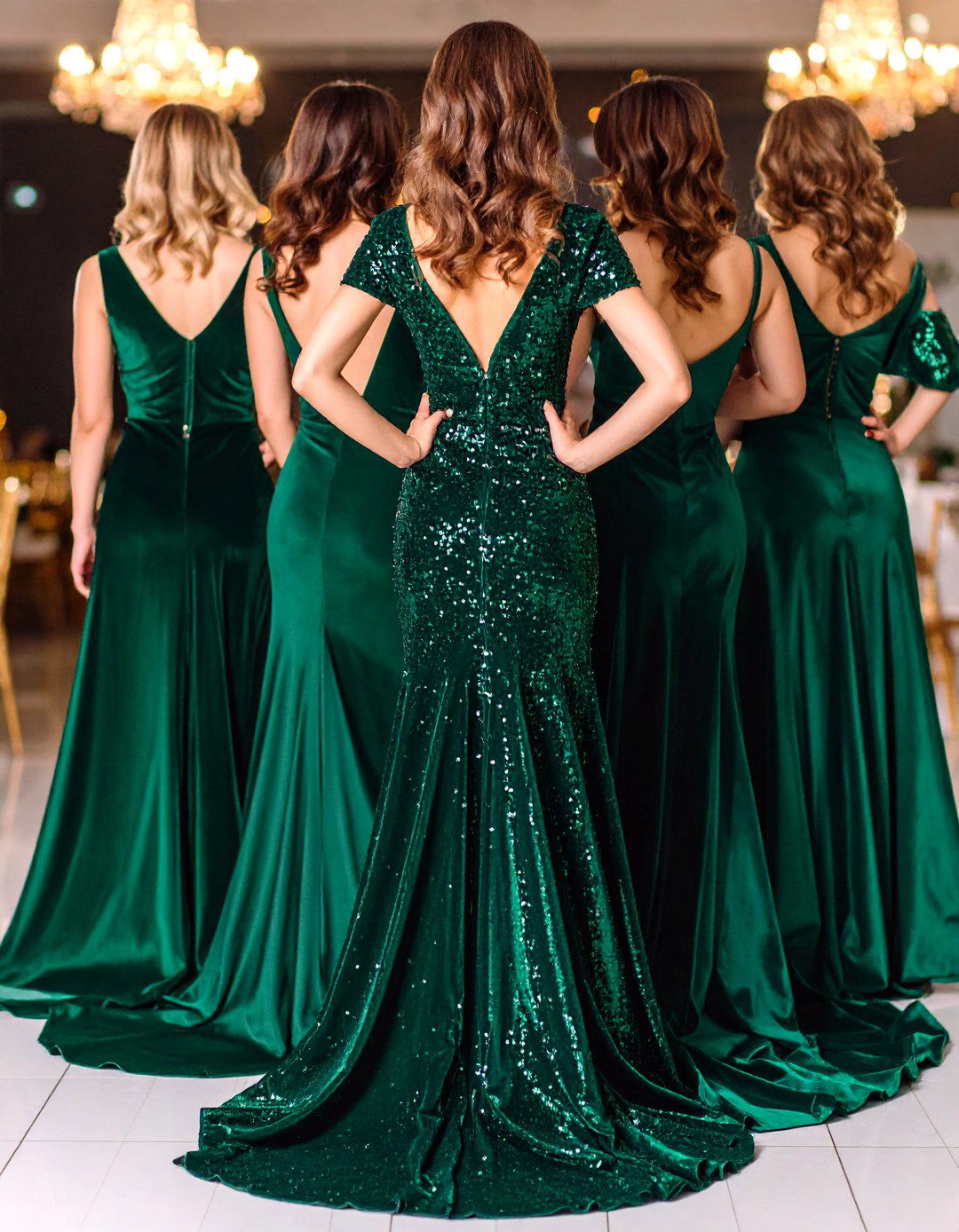 Velvet Emerald Green Bridesmaid Dresses That Pop in Photos - 20 Emerald Green Wedding Ideas